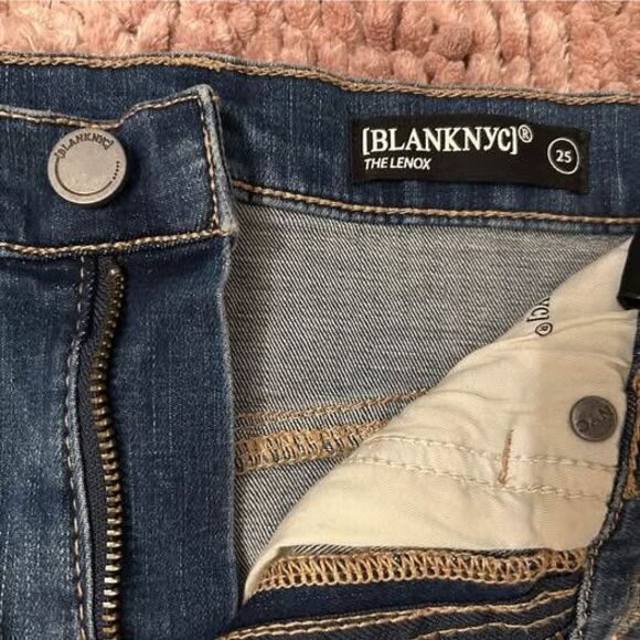 Girls Shorts size 25 - Picture 3 of 10